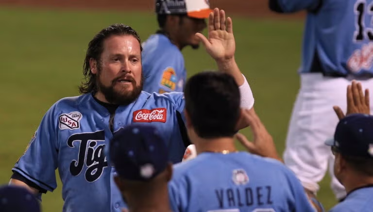 Karim García, nuevo coach de banca de Tigres