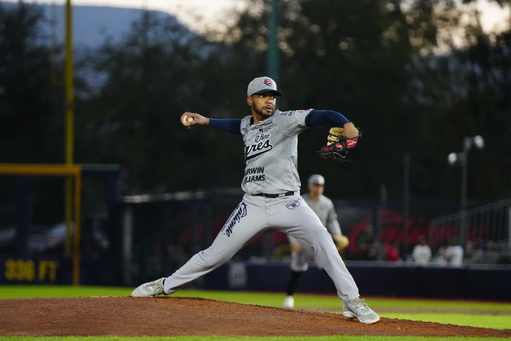 Luce el pitcheo y Tigres se queda la serie