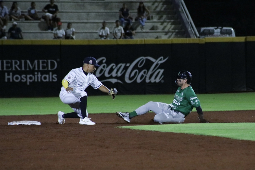 Juego de toma y daca entre Olmecas y Tigres