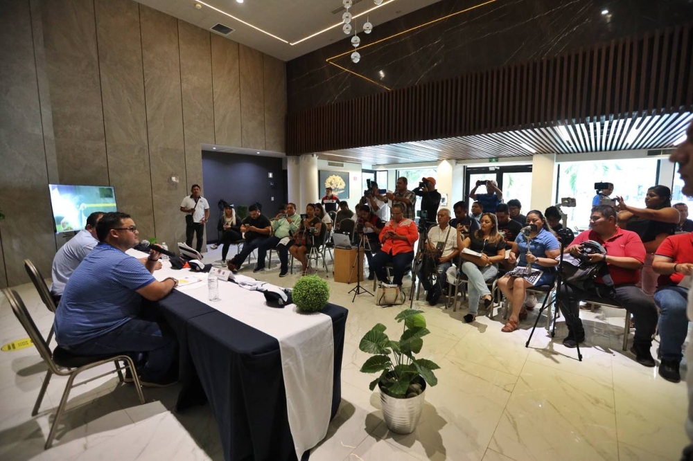 Fernando Valenzuela, al pendiente de la pretemporada de Tigres