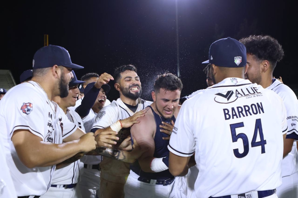 Tigres estrena su estadio dejando en el terreno a Leones 