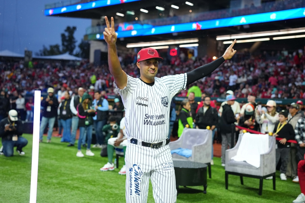 Leonardo Reginatto particip&oacute; en el Home Run Derby 2025